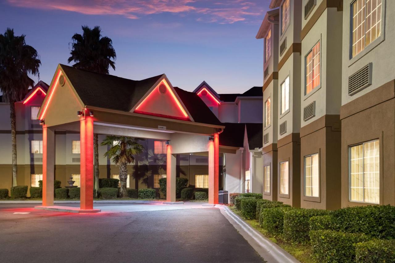 Red Roof Inn Plus+ & Suites Savannah - I-95 Esterno foto