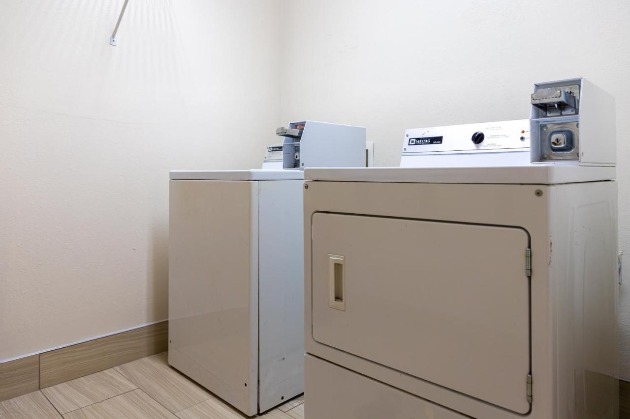 Red Roof Inn Plus+ & Suites Savannah - I-95 Georgetown Esterno foto