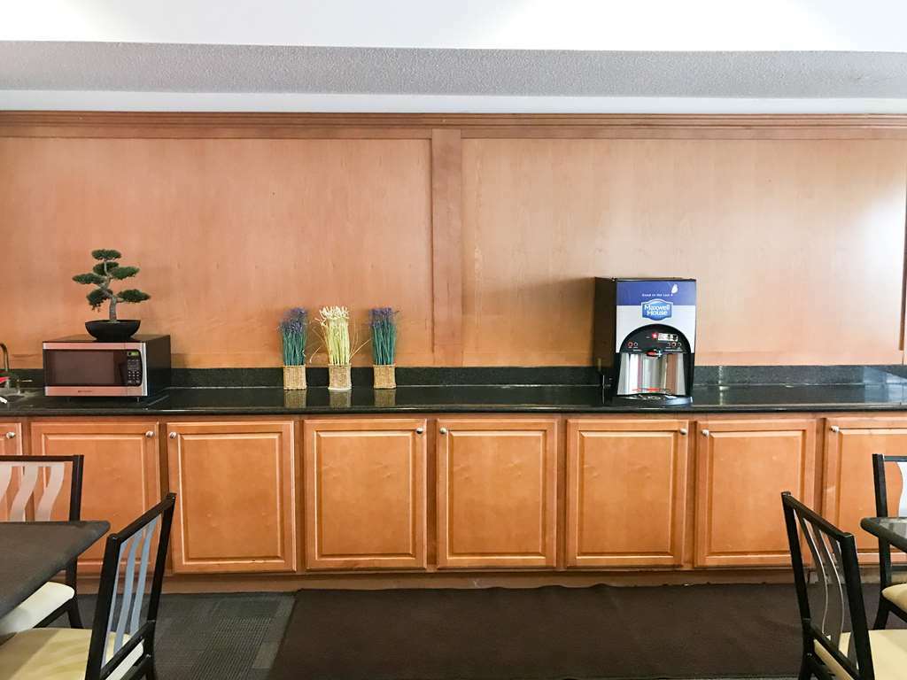 Red Roof Inn Plus+ & Suites Savannah - I-95 Georgetown Ristorante foto